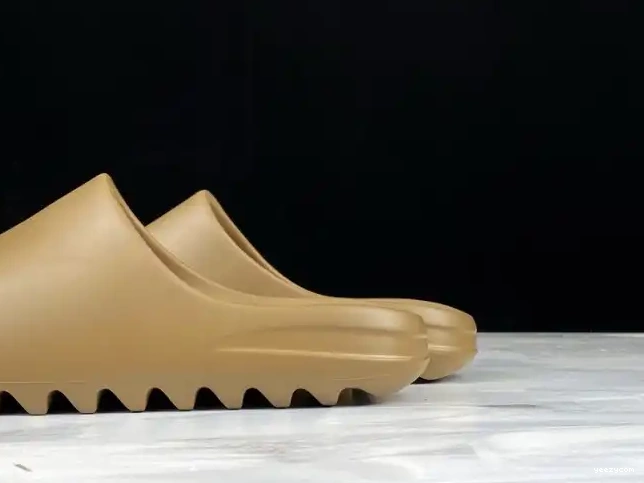 Slide Earth FV8425 Brown Yeezy Adidas 0531